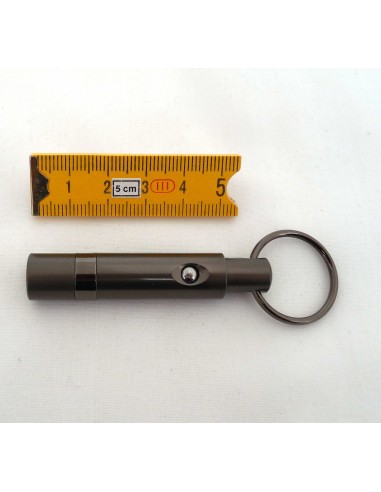 Punch métal rétractable dia. 8mm.