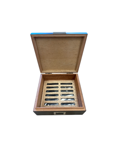 Cave à cigares Kingston, finition en fibre de carbone.