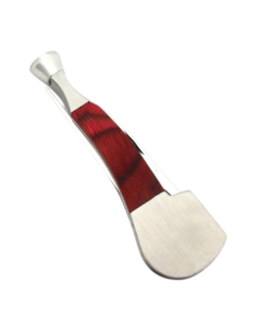 Outil pipe métal et bois rouge forme pipe