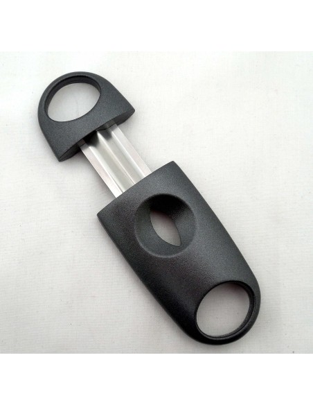 Coupe cigare XIKAR coupe en V